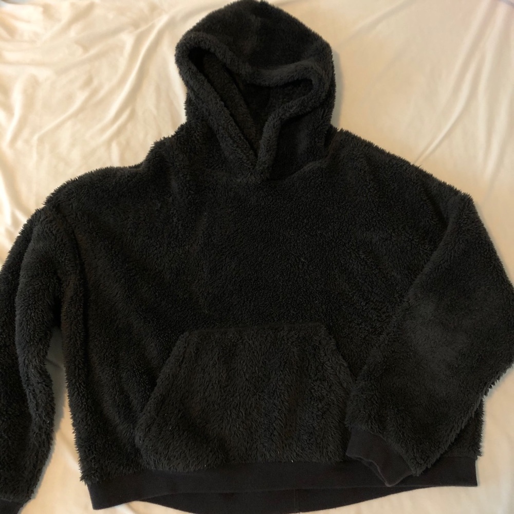 oversized fuzzy hoodie